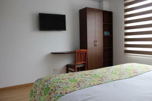 Hotel Cacique Real