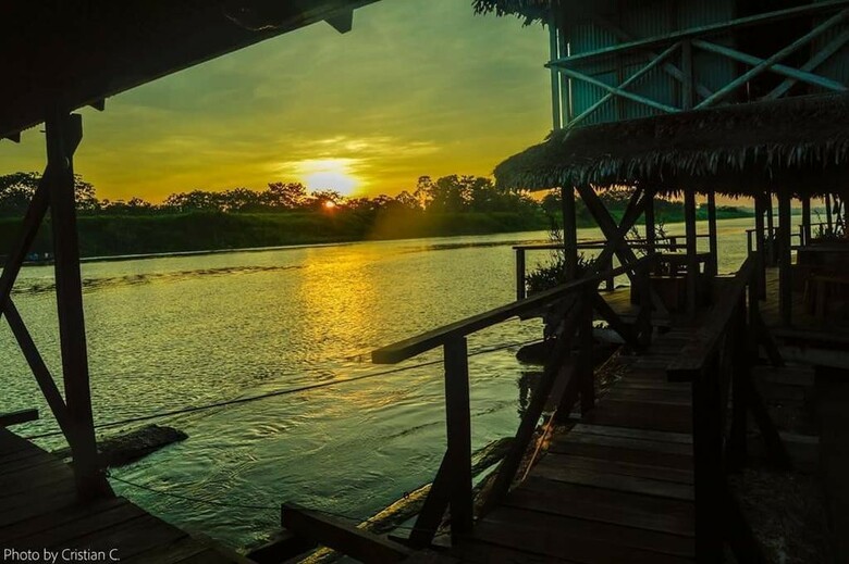 Hotel Caba�a Flotante Kurupira
