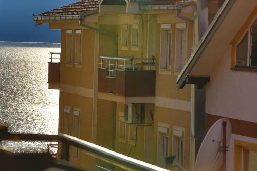 Nova Apartments