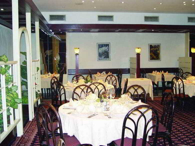Hotel Petrol Company