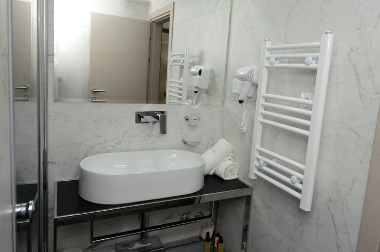 Hotel Alexandar II