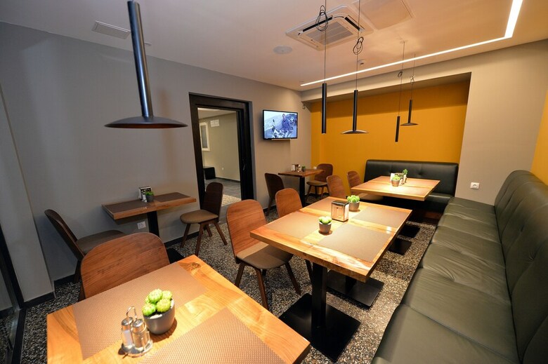 Hotel Alexandar II