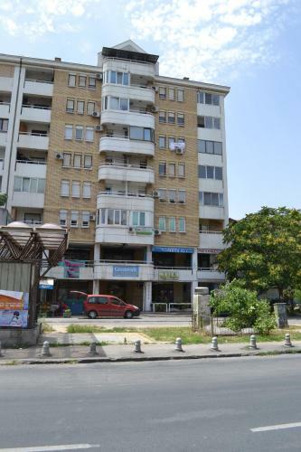 Nakov Apartment Next To Bus Station