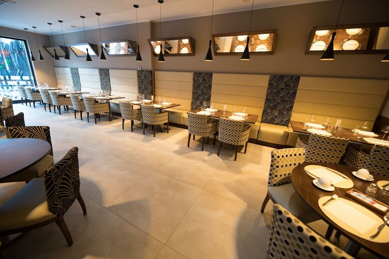 Gulliver Tower Hotel