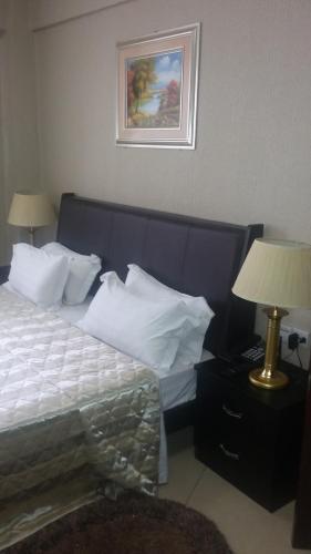 Corina Hotel