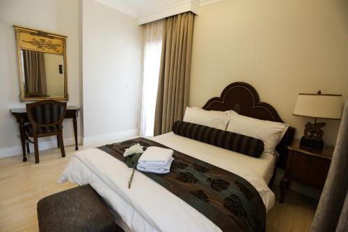 Palazzo Furnished Apartments