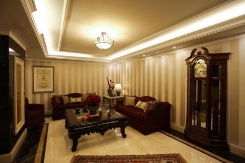 Palazzo Furnished Apartments