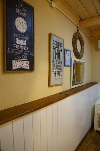 Hostal Byblos Fishing Club Guesthouse
