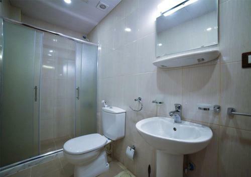 Hotel Al Jawhara Suites