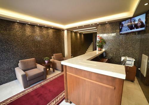 Hotel Al Jawhara Suites