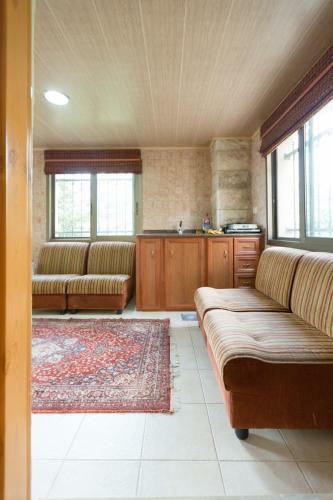 Hostal Mresty Guest House