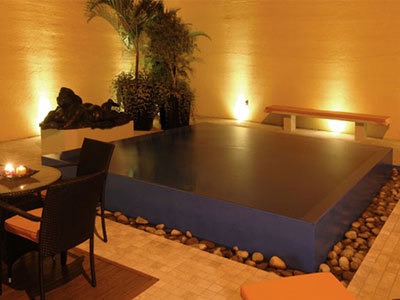 Villa Azalea Inn & Organic Farm