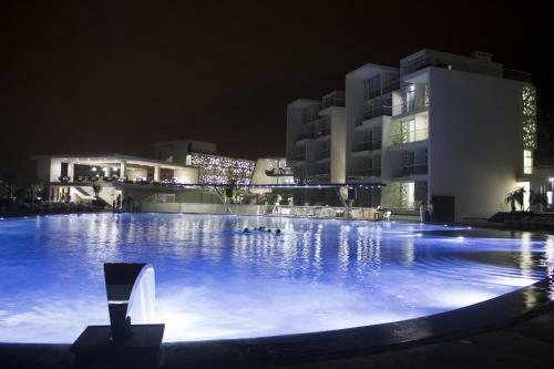 Hotel Whitelace Resort