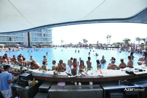 Hotel Whitelace Resort
