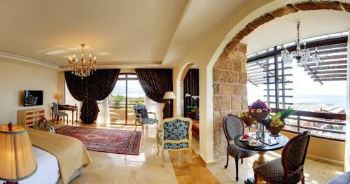 Hotel Byblos Sur Mer