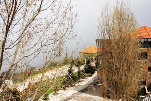 Master's Hotel - Ehden