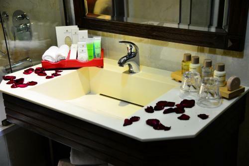 Hotel Golden Lili Resort & Spa