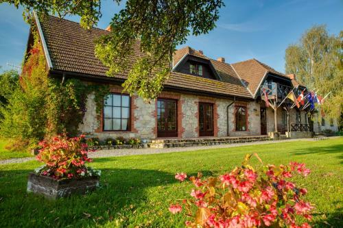Karlamuiza Country Hotel