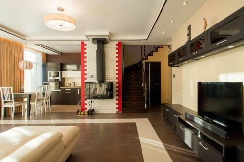 Lakeview Mansion Apartment
