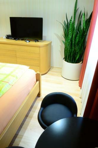 Cat Garden Riga Airport Apartments