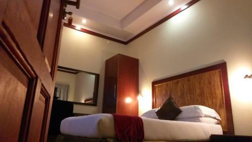 Bed & Breakfast Road Stay