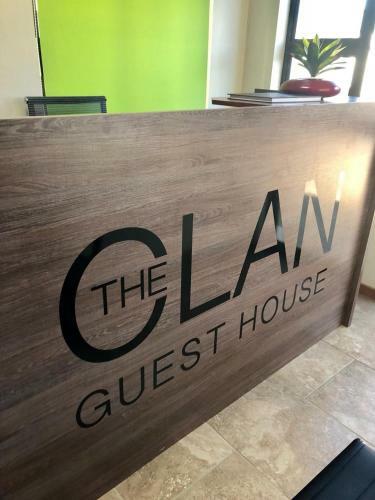 Hostal The Clan Guest House
