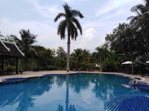 Hotel Santi Resort & Spa