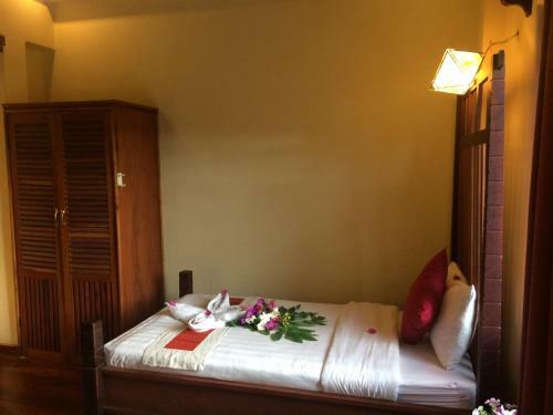 Hostal Chaluenxay Villa