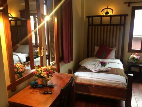 Hostal Chaluenxay Villa