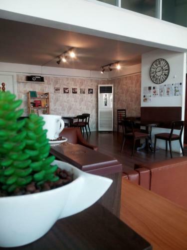 Hostal Haysoke Guesthouse