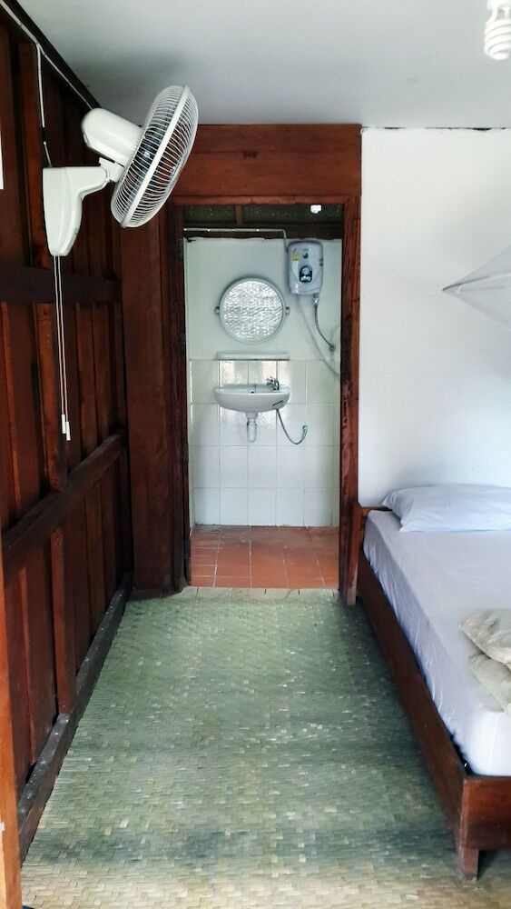 Hostal Riverview Bungalows & Gh
