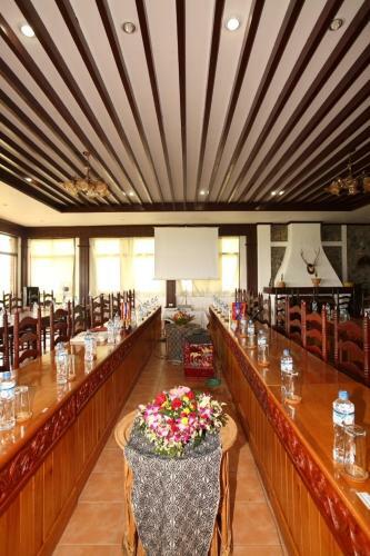 Vansana Plain Of Jars Hotel