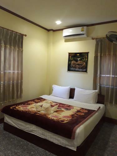 Hostal Thip Phavan Guesthouse
