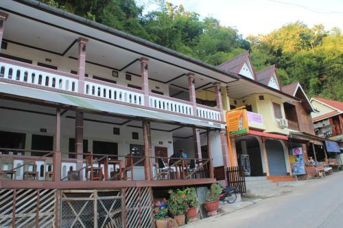 Hostal Dp Guesthouse
