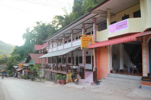 Hostal Dp Guesthouse