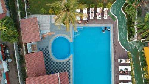 Golden Hotel Don Det