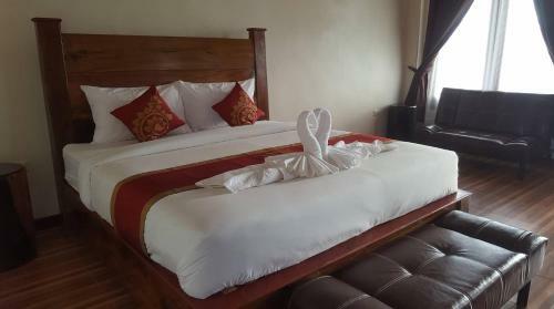 Golden Hotel Don Det