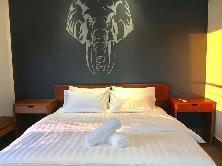 Hotel Faraway Suites