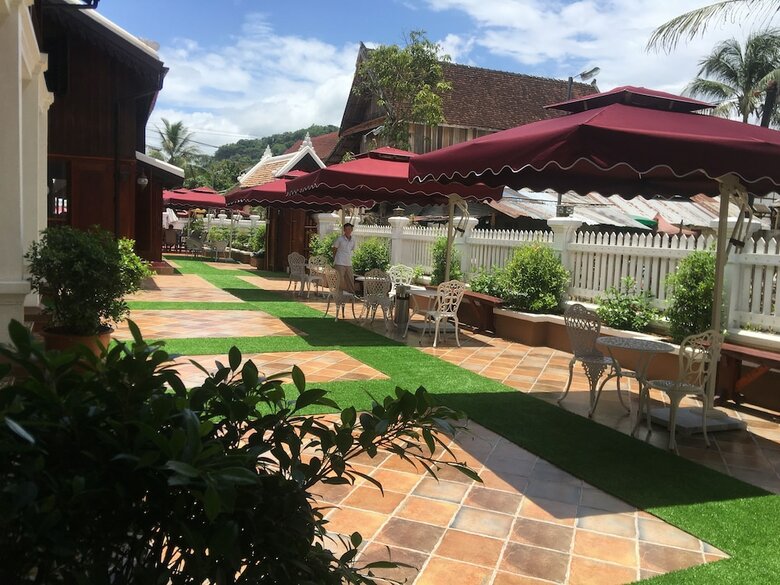 Hotel Ananta Villa