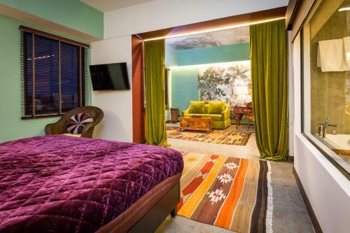 Lao Poet Hotel