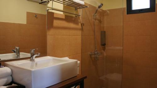 Hotel Napha Villa
