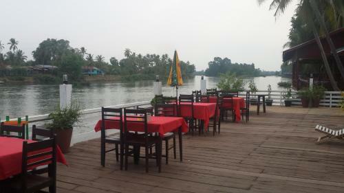 Hostal Sengahloune Villa