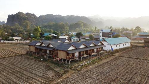 Hostal Thongdam Guesthouse
