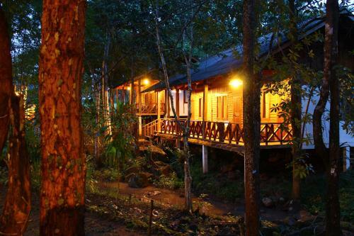 Tadlo Lodge