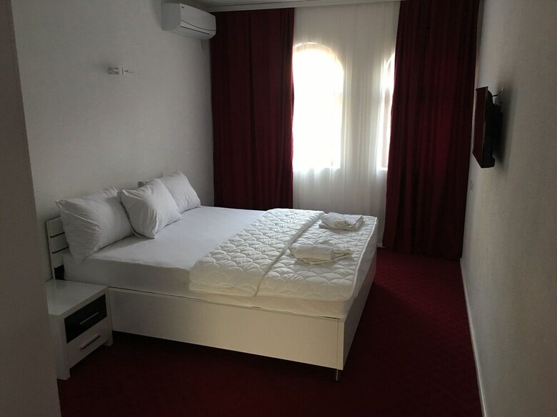 Hotel Camp Karagaq
