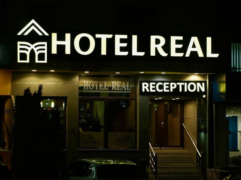 Hotel Real