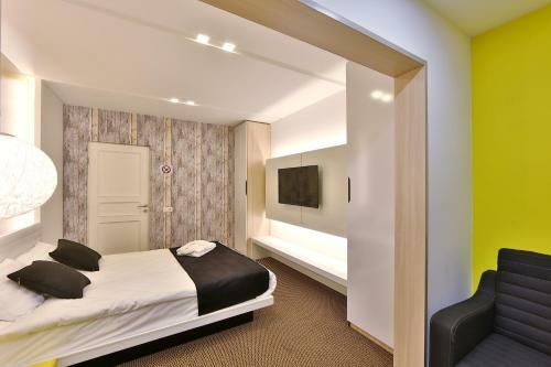 Io Hotel