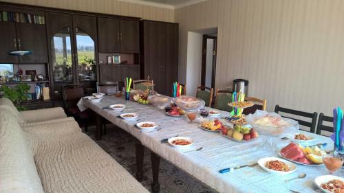 Hostal Gulnara Guesthouse