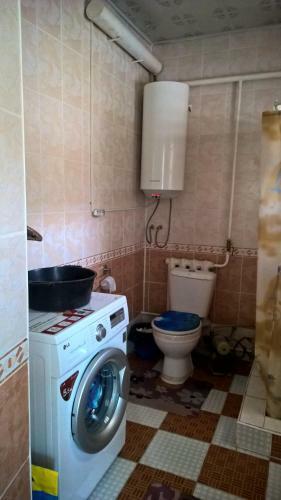 Hostal Gulnara Guesthouse