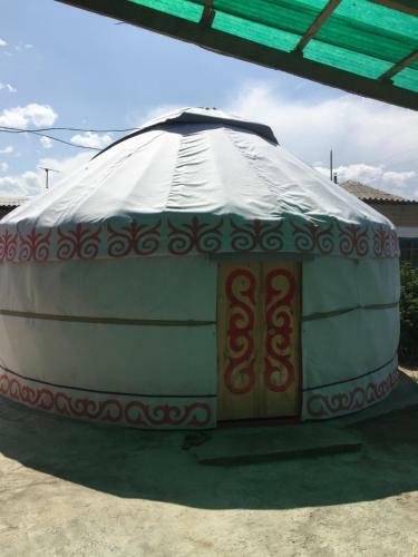 Hostal Center Guesthouse